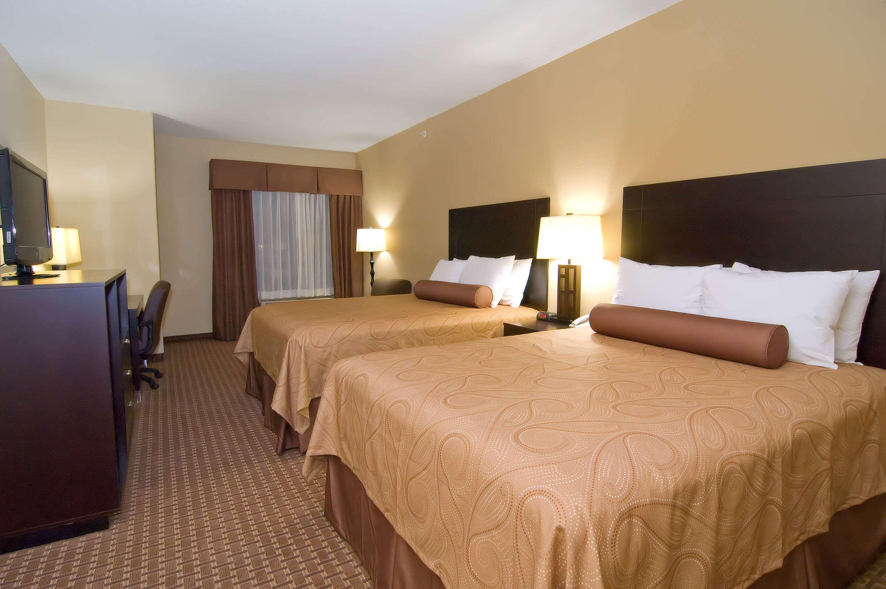 Best Western Bastrop Pines Inn Rum bild