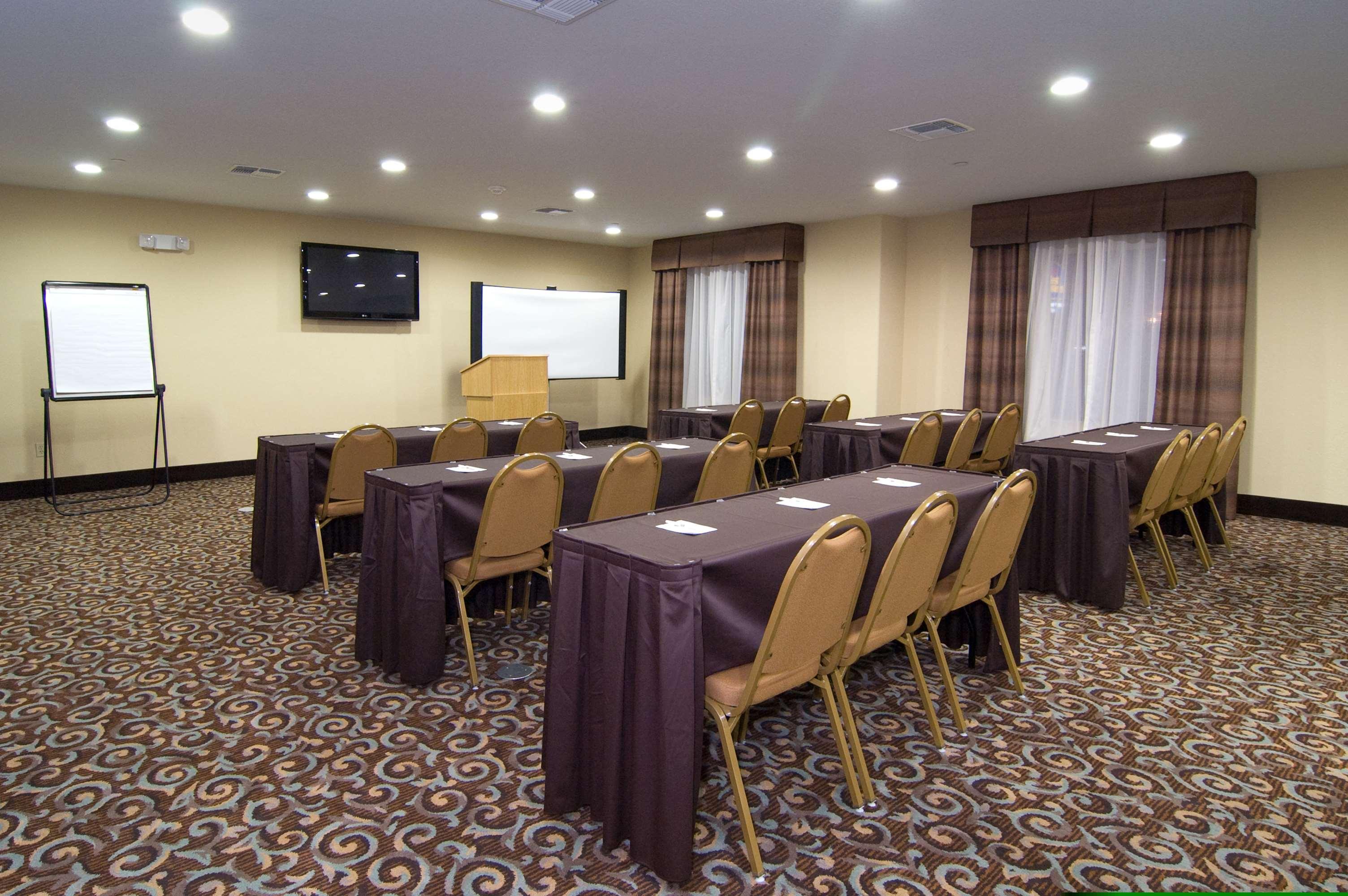 Best Western Bastrop Pines Inn Business bild