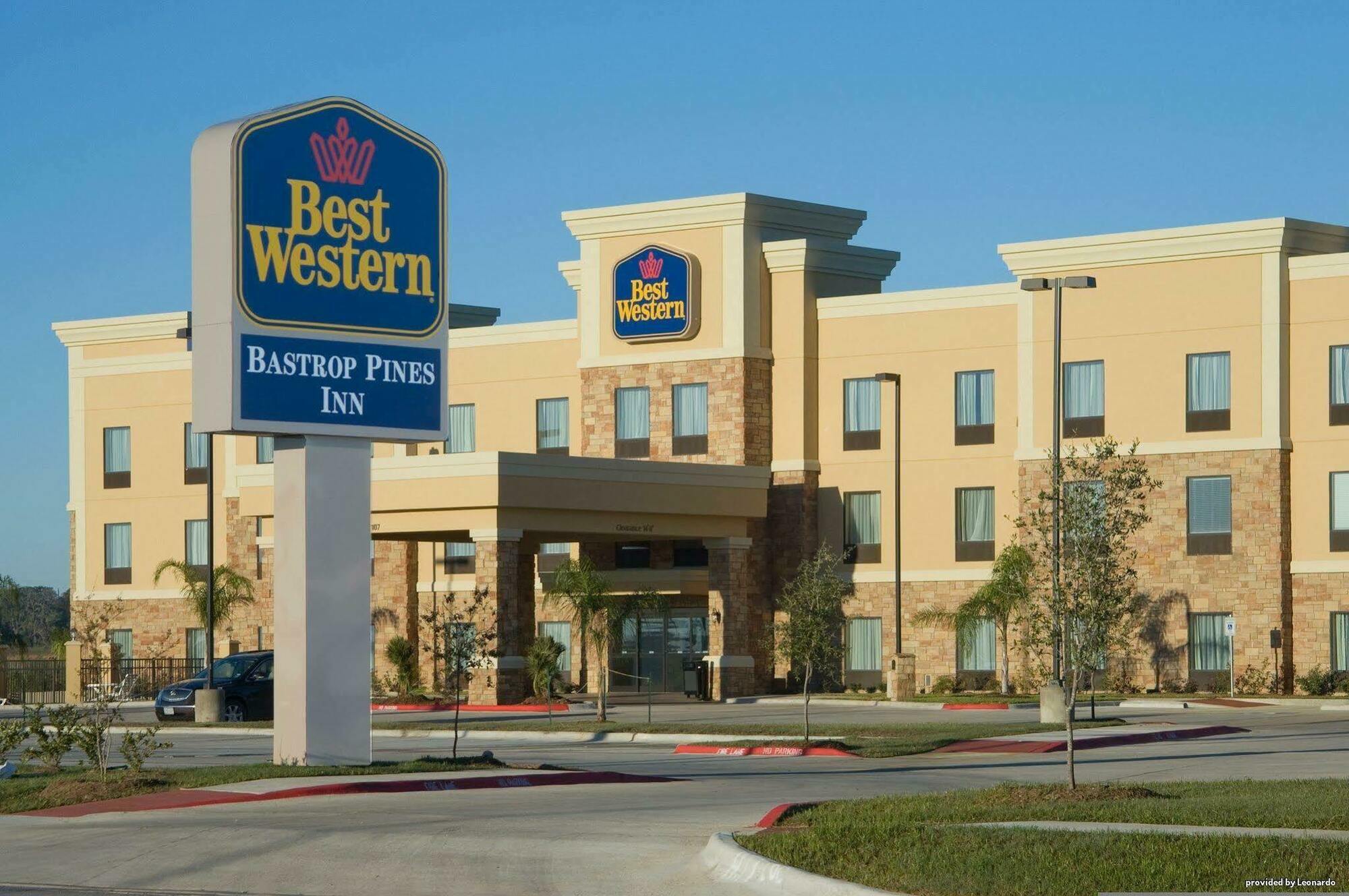 Best Western Bastrop Pines Inn Exteriör bild
